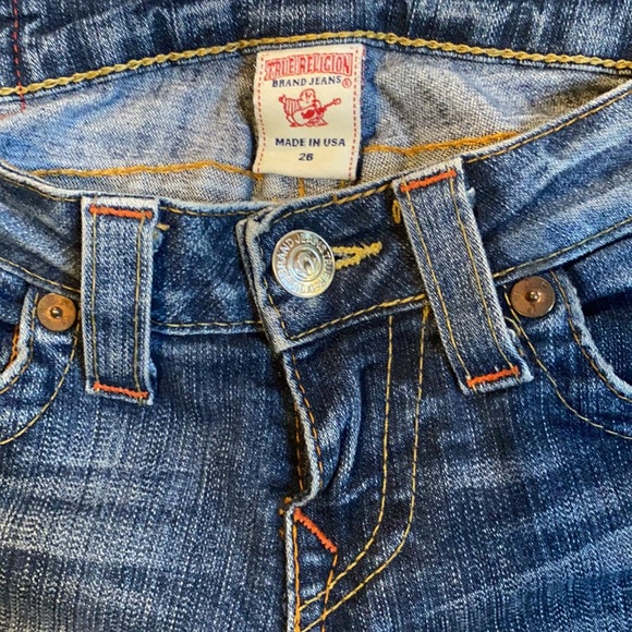 True Religion Brand Jeans size 26 faded denim fray bottom - Picture 5 of 7